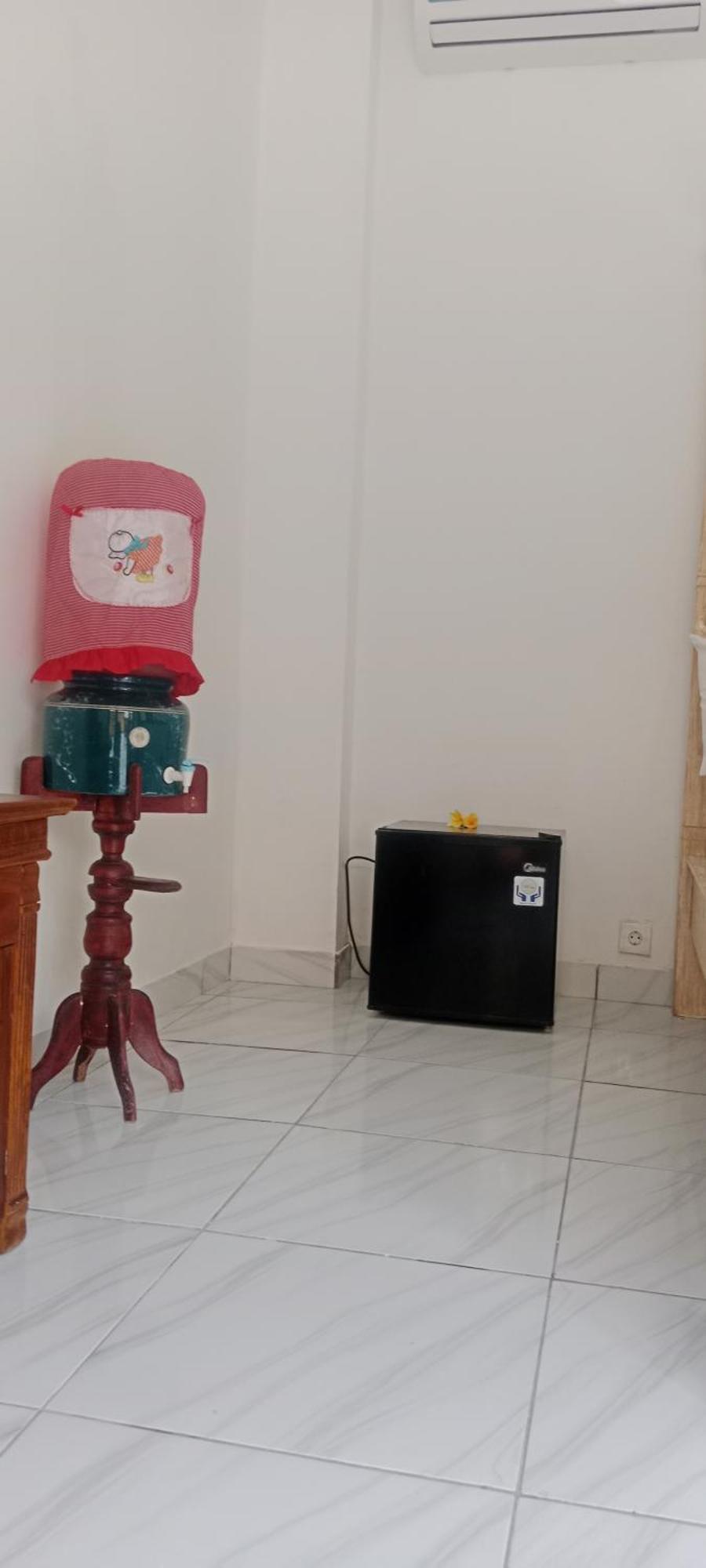 Beten Enjung Home Stay&Waroeng Amed  Exterior photo