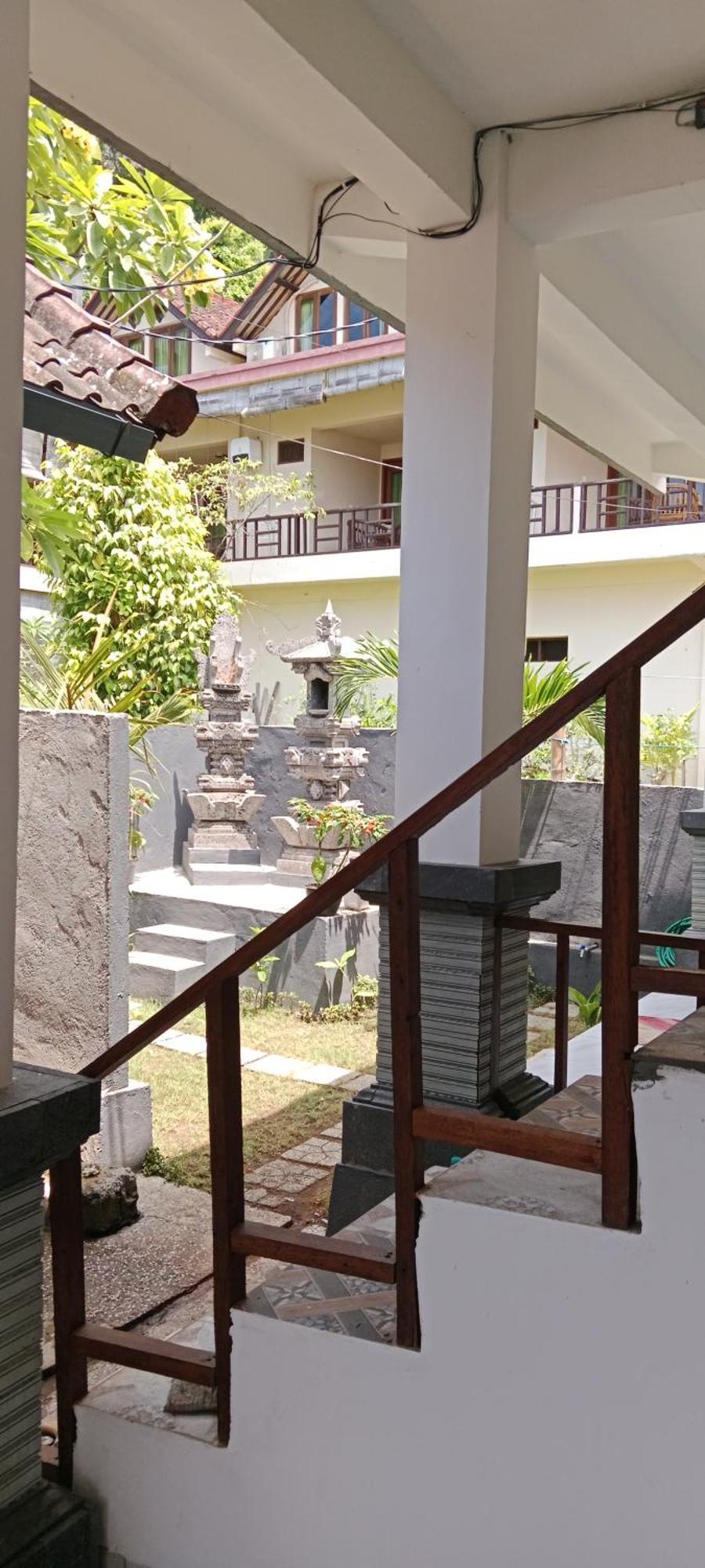 Beten Enjung Home Stay&Waroeng Amed  Exterior photo