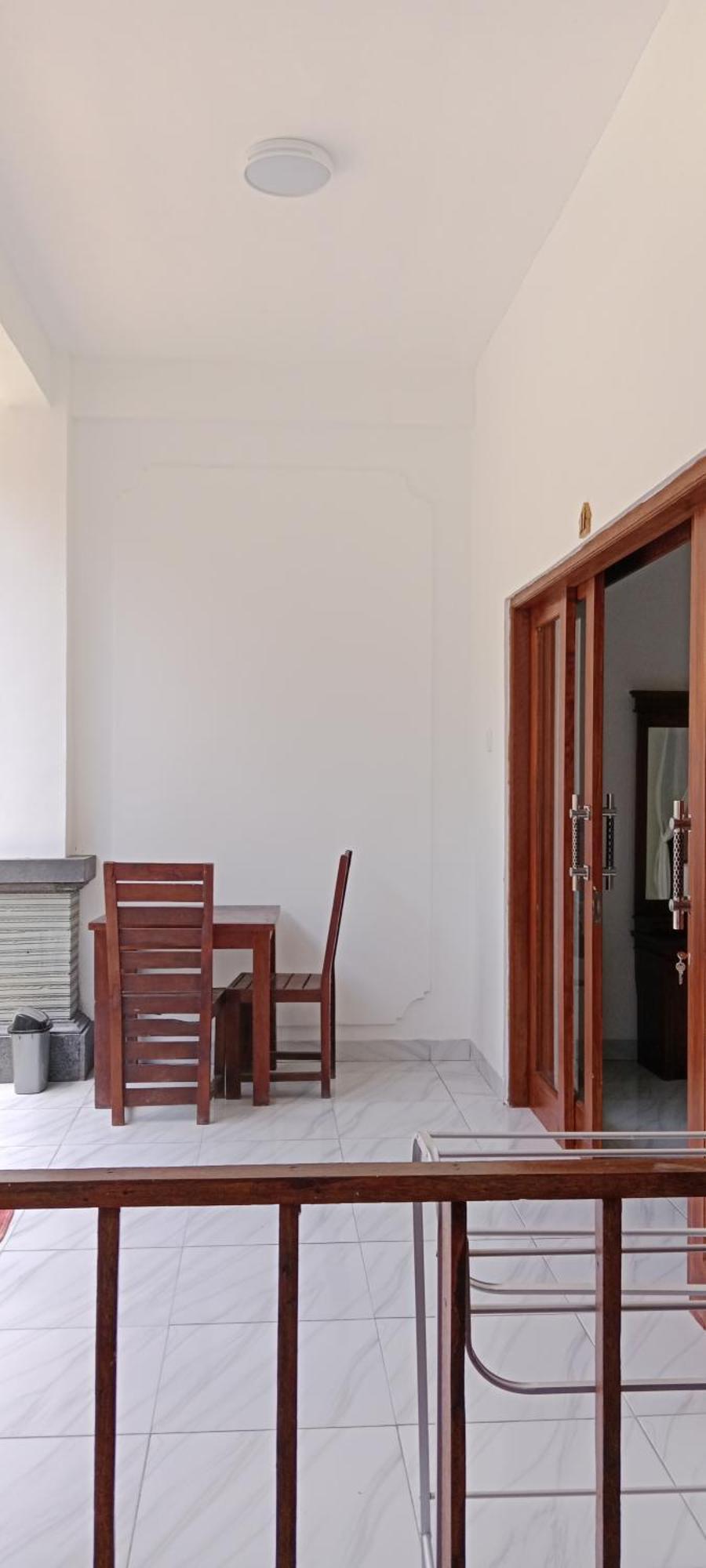 Beten Enjung Home Stay&Waroeng Amed  Exterior photo