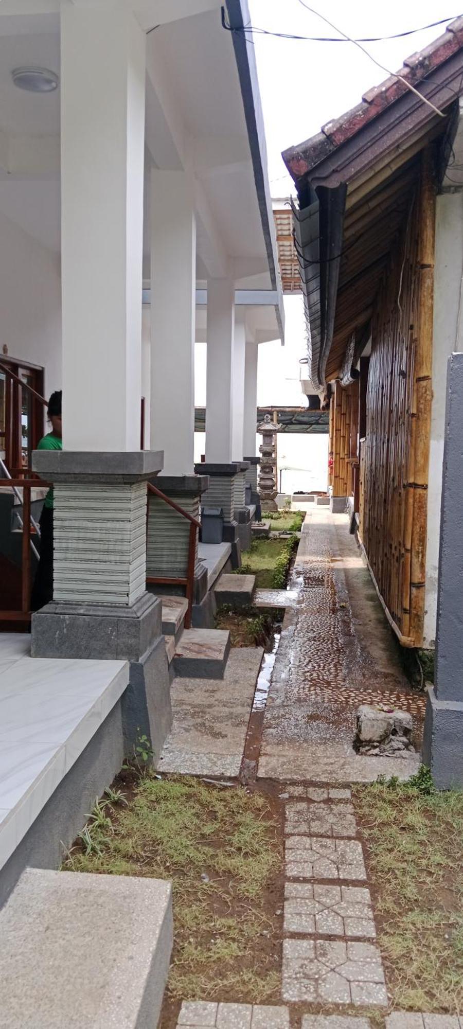 Beten Enjung Home Stay&Waroeng Amed  Exterior photo