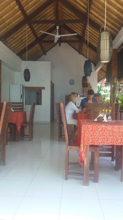 Beten Enjung Home Stay&Waroeng Amed  Exterior photo
